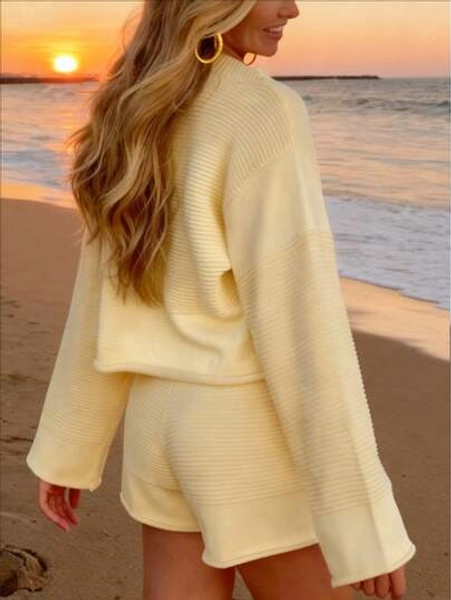 2025 Autumn And Winter Fashion Holiday Casual Ladies Solid Color Lapel Long Sleeve Sweater Shorts Two Pieces Set Fall Clothes