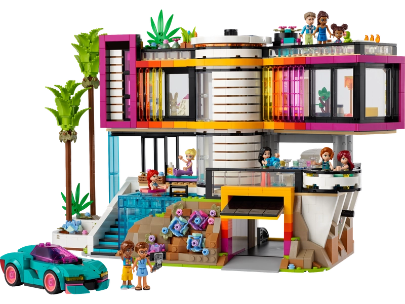 Andrea's Modern Mansion