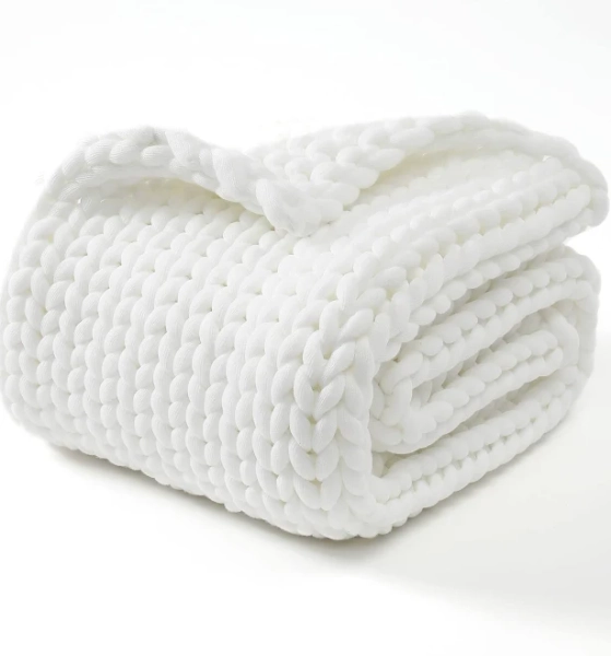 YNM Chunky Knit Throw