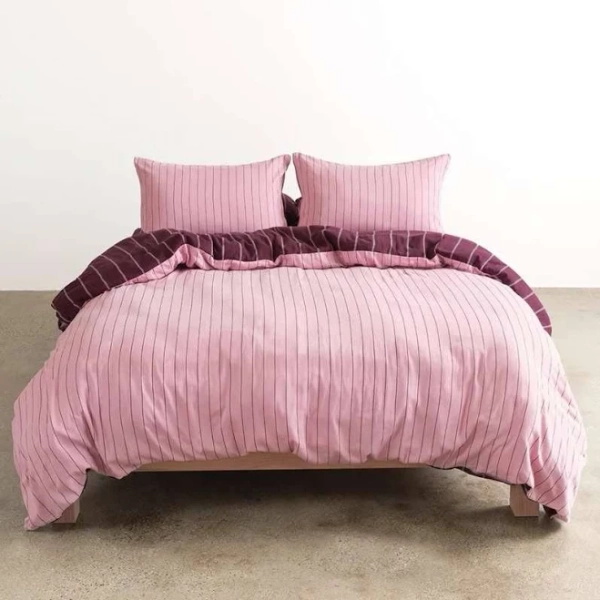 Striped Quilt Cover in mulberry, aster