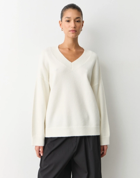 V Neck Knit Jumper