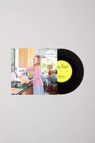 Audrey Hobert - Sue Me / Bowling Alley UO Exclusive 7-inch Single