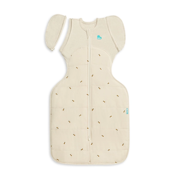 Love To Dream Transition Bag 2.5 Tog Bees Oat Size Medium