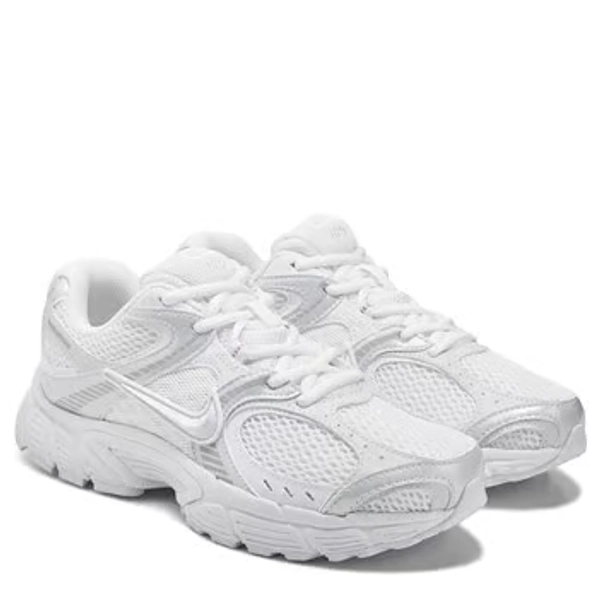 Women's V5 RNR Sneaker