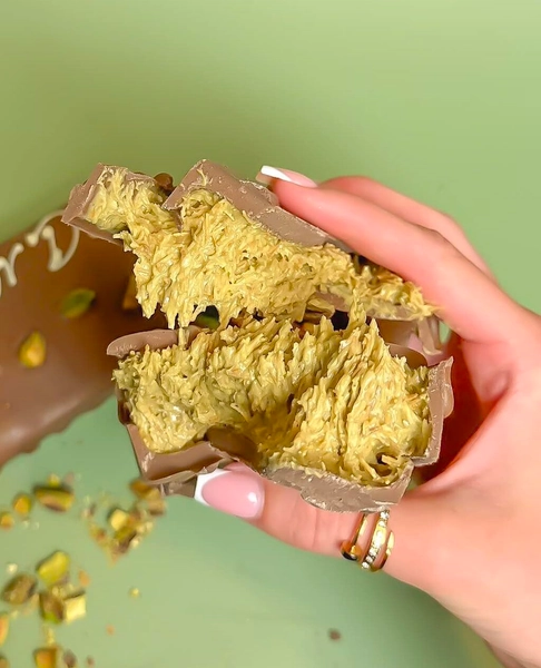 The Viral Pistachio Chocolate Bar With Kunafa