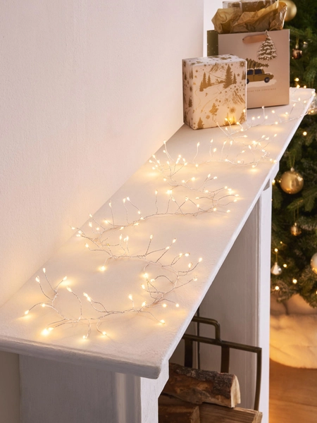 Warm White Cluster Line Lights