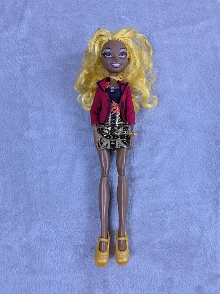 Vintage Monster High Clawdia Wolf Frights Camera Action Doll Articulated