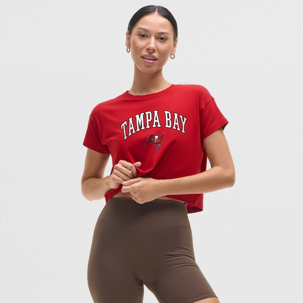 Women's Tampa Bay Buccaneers lululemon College Crimson Cates T-Shirt
