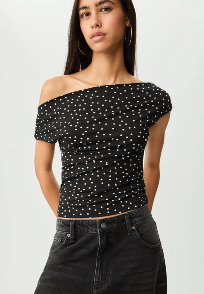 Asymmetric polka dot t-shirt