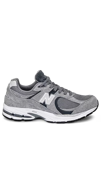 New Balance M2002RV1