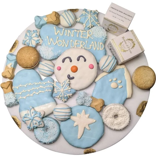 Bonne et Filou Winter Dog Treats Gift Box