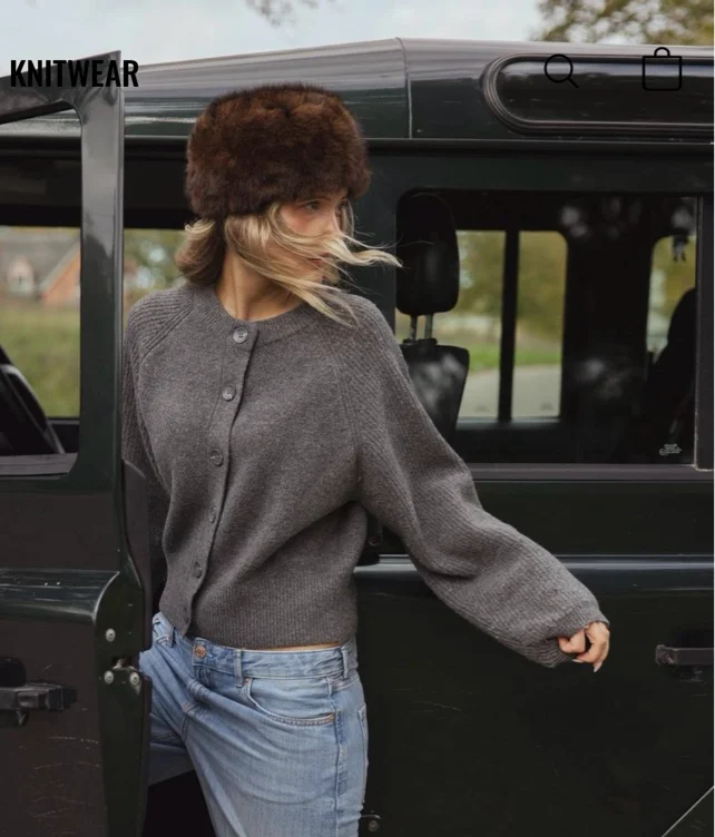 Gebreid vest met knopen - Knitwear voor dames | Stradivarius Netherlands