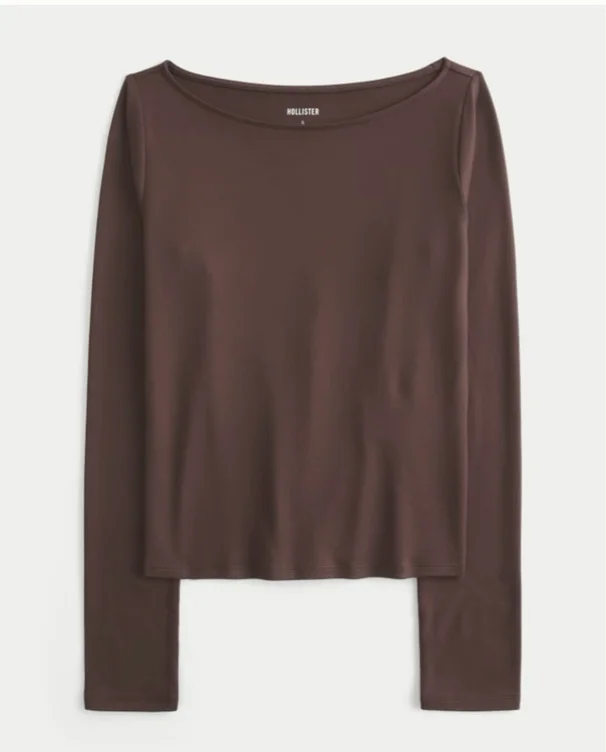 Long-Sleeve Seamless Fabric Slash-Neck Top