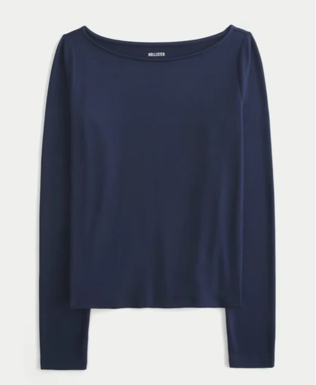 Long-Sleeve Seamless Fabric Slash-Neck Top
