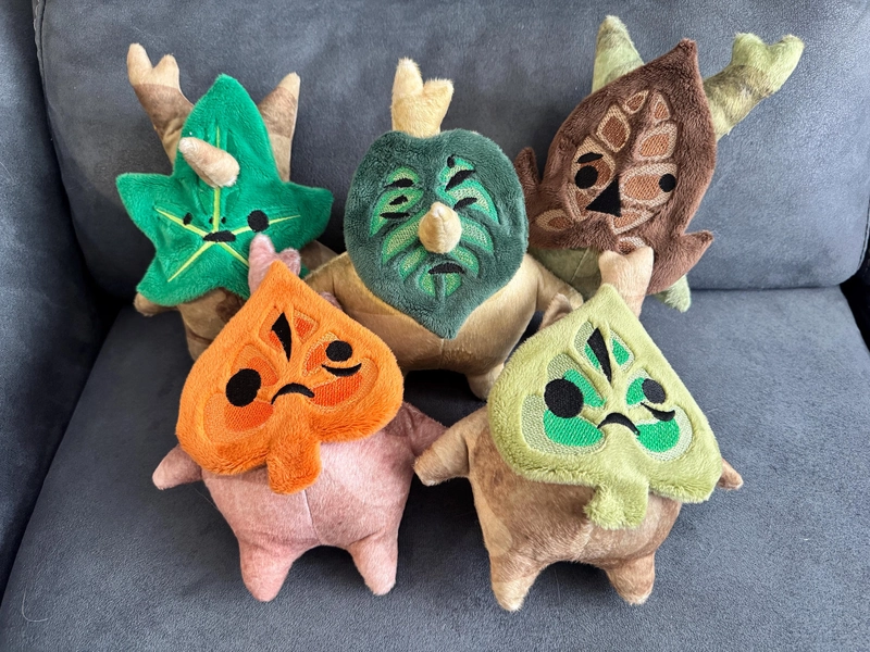 MYSTERY Korok Plush with rattle noise, Random style!
