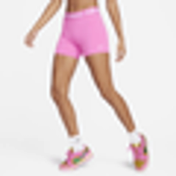 Nike Pro