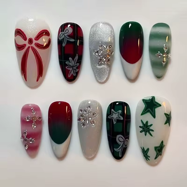 24pcs Christmas Nails Sets Press on Bow Star Design Nails Tips Diamond Snowflake Long Almond False Nail French Green Fake Nails - AliExpress 66