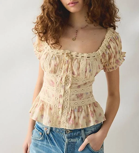 Kimchi Blue Nora Lace Trim Puff Sleeve Button-Up Blouse in White Cotton, Women's XS at Urban Outfitters