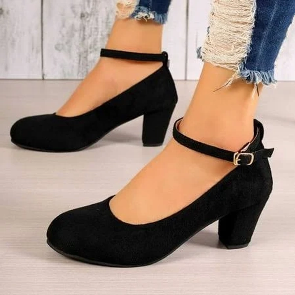 Women's Faux Suede Closed Round Toe Pumps