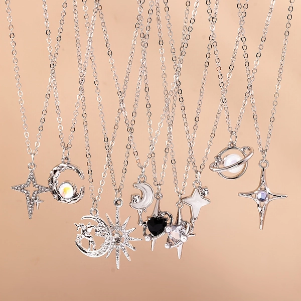10pcs Stylish Minimalist Retro Y2K Sun, Moon & Star Pendant Necklace Set – Perfect for Parties and Casual Attire, Ideal Gift Choice. Fashionable Collarbone Jewelry Collection, for Teenager