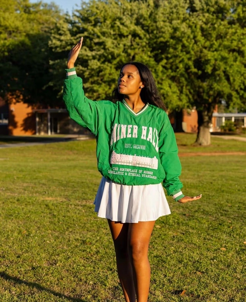 Miner Hall Pullover - Green/Pink
