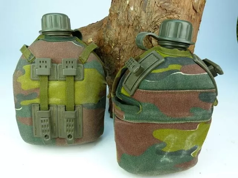 Veldfles + Pouch