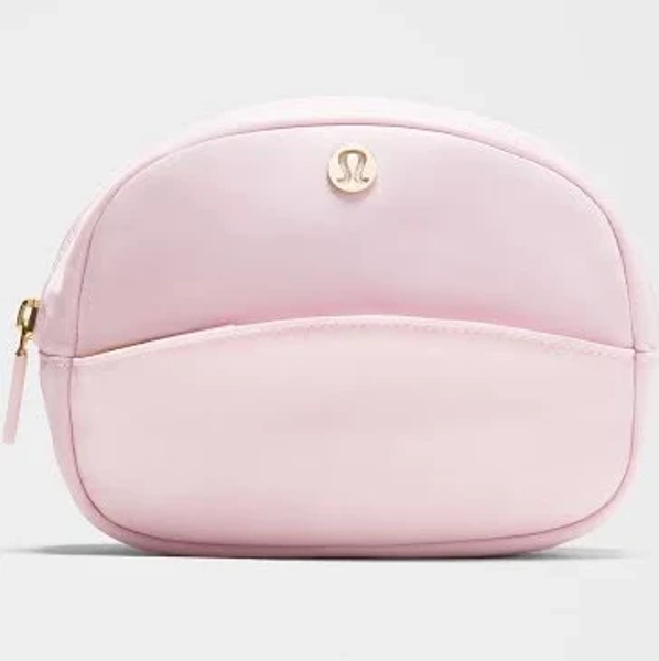 Lululemon City Essentials Pouch