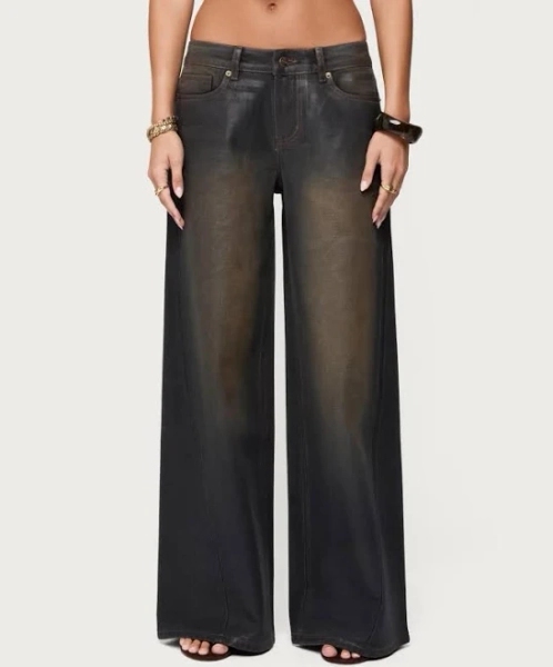 Edikted Women's Oversized Mud Wash Low-Rise Wide-Leg Jeans
