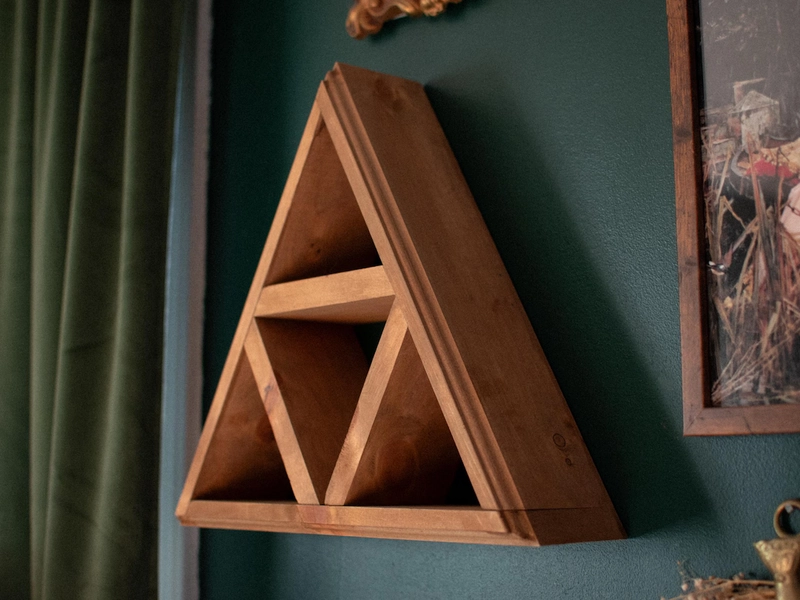 Legend of Zelda Triforce Shelf – Handmade Pine Wood Gaming Decor - Etsy