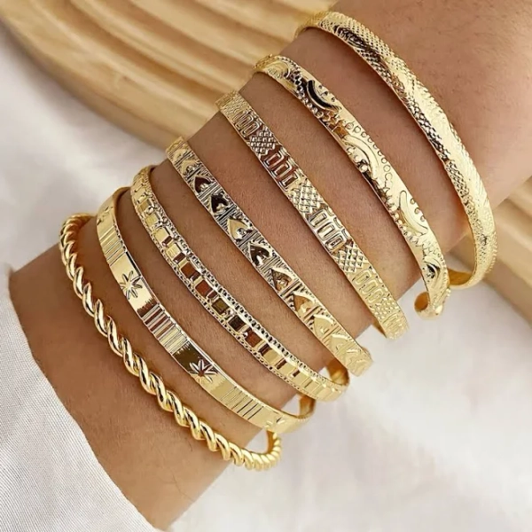 Women's Vintage-Style Open Bracelets (7pcs)