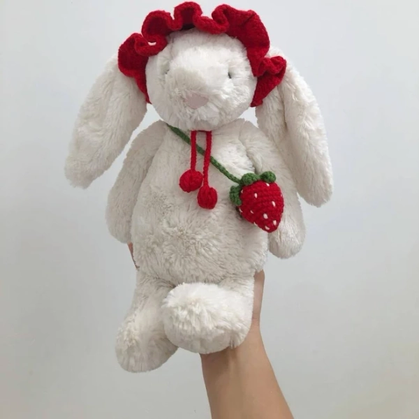 Strawberry beanie and bag set for jellycat, handmade outfit for jellycat bunnies, Jellycat doll clothes, Outfits for bunny doll