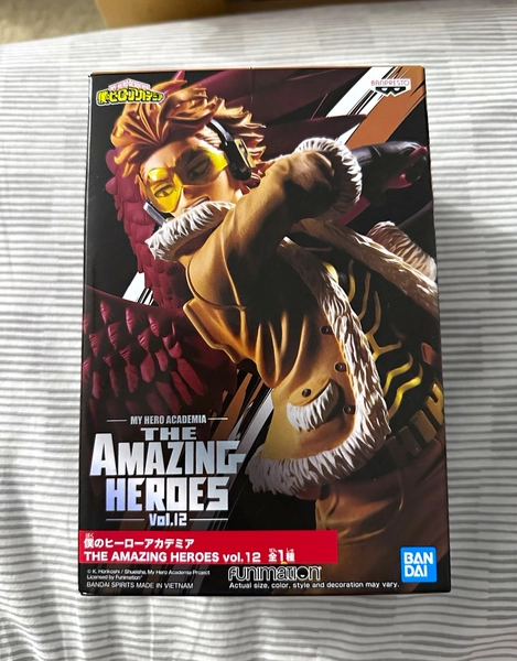 BANPRESTO My Hero Academia The Amazing Heroes Vol.12 Hawks Figure