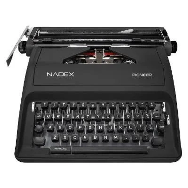 Nadex Pioneer Manual Typewriter