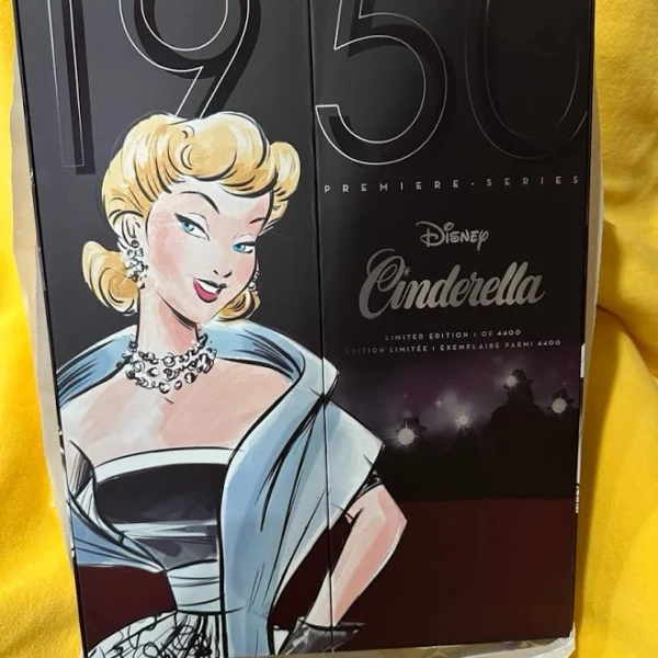 Disney Limited Edition Premiere Cinderella Doll LE NIB (my Last One) - New Toys & Collectibles
