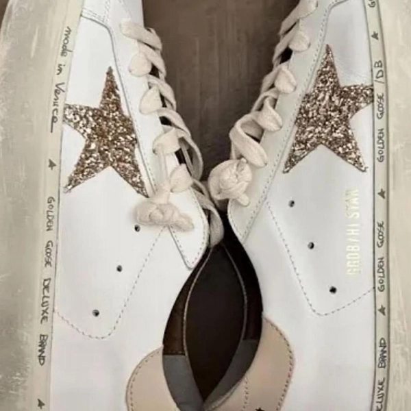 GGDB HI STAR LOW TOP SNEAKERS!! This pair has a...
