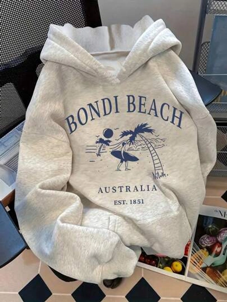 Bondi Beach Coconut Tree & Surfing Graphic Plain Pullover Hoodie For Women, Relaxed Fit & Drop Shoulder Design With Pocket