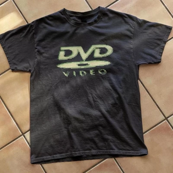 Men'S Vintage 2000s Retro Gaming T-Shirt - Soft Heavyweight Tee with DVD Video Logo, Shirt for 90s/2000s Nostalgia, Casual Streetwear & Movie Nights - Everyday Retro Apparel