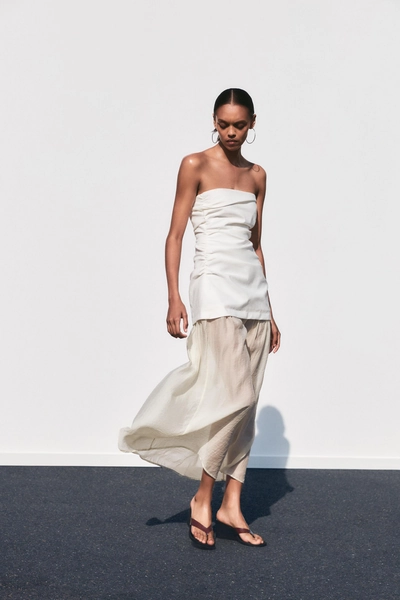CONTRAST STRAPLESS MIDI DRESS