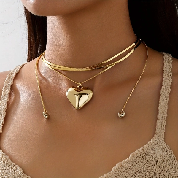 1pc Elegant Heart-Shaped Pendant Necklace | KC Golden Plated, Faux Leather, Multi-Layered Choker for Daily and Party Wear