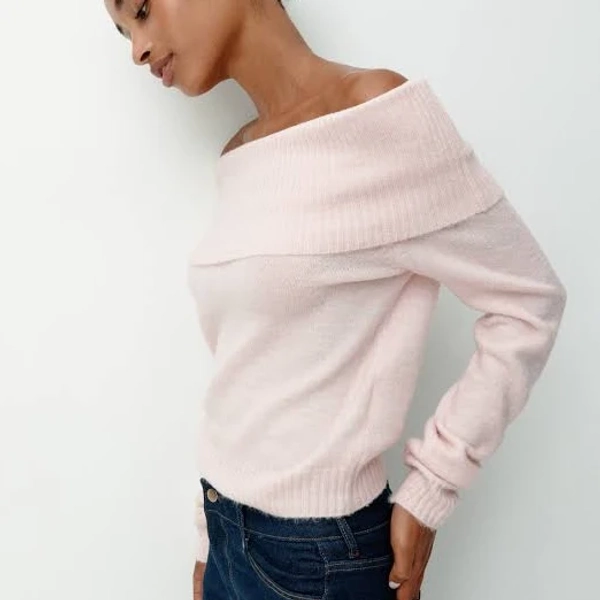 H&M Ladies Off-the-Shoulder Sweater