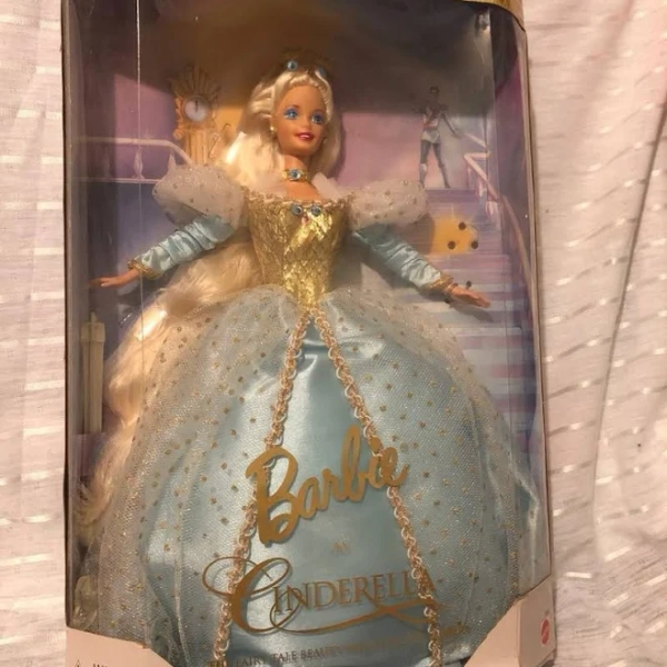 Cezani Cinderella Barbie