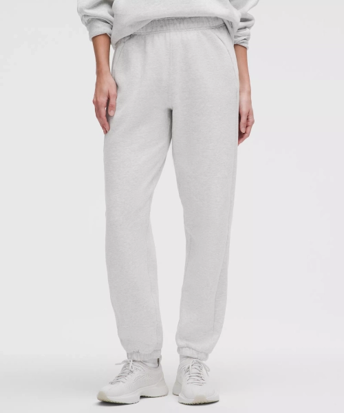 Scuba Mid-Rise Oversized Jogger *Short