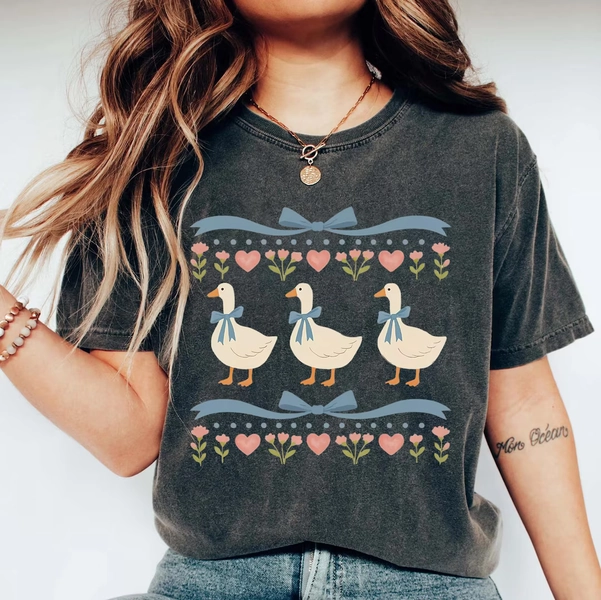 Comfort Colors® Vintage 80s Goose Shirt, Funny Blue Ribbon Goose Tee, Retro Goose Graphic Shirt, Cute Farm Animal Tee, Cottagecore Gift Tee - Etsy