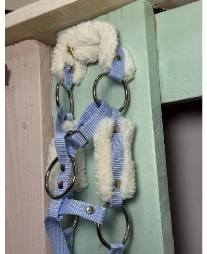 Christmas baby blue halter with white fur for an A3, A4 or A5 hobby horse. Reins included.