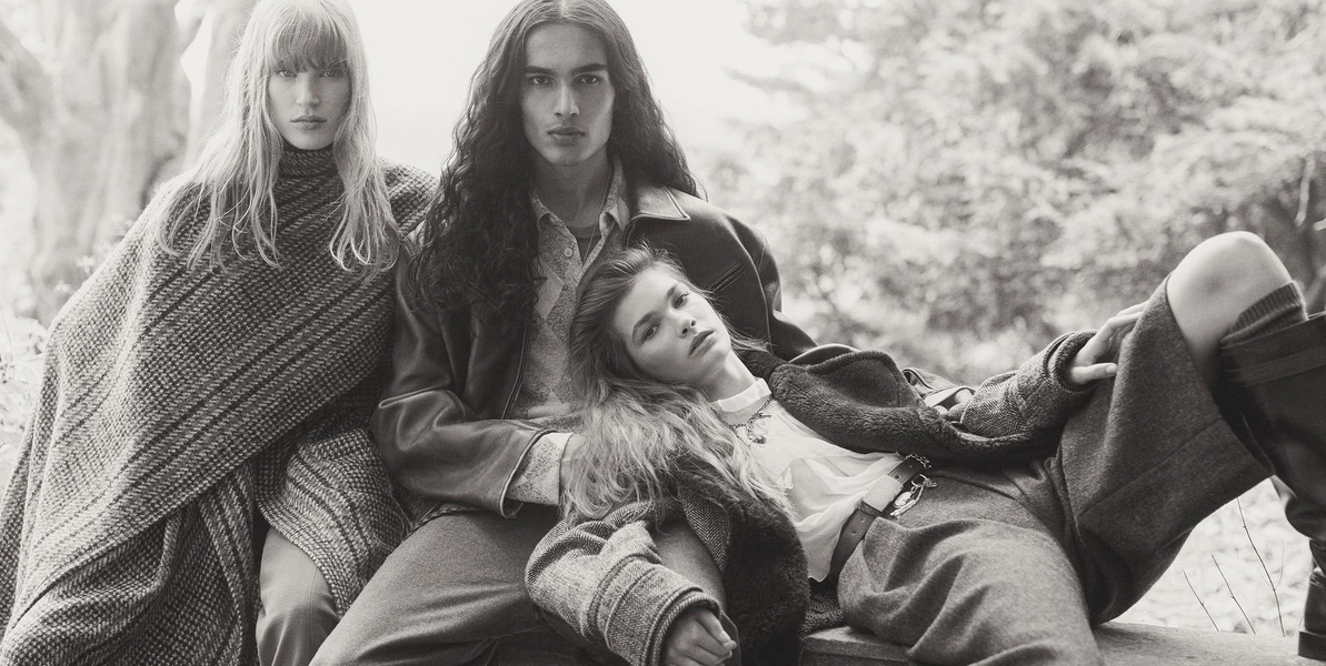 ZARA Official Website