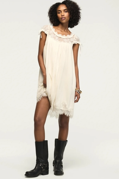 LACE BABYDOLL MINI DRESS