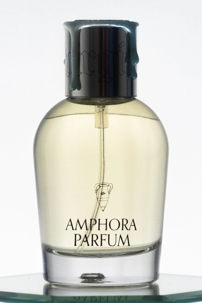 everything • amphora parfum virginal