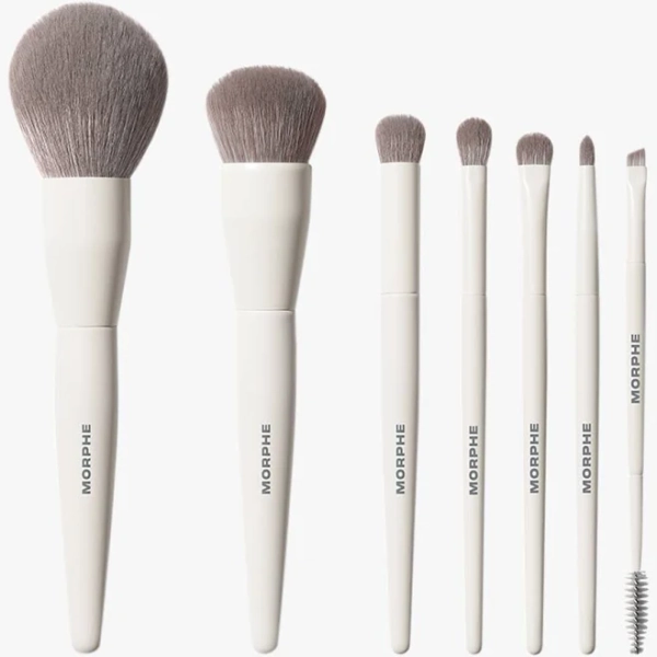 Makeup brushes