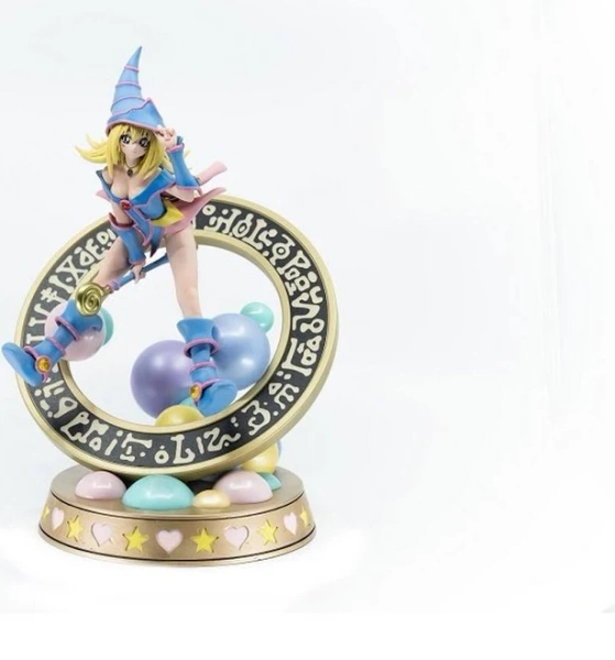Yu-Gi-Oh! Dark Magician Girl Statue
