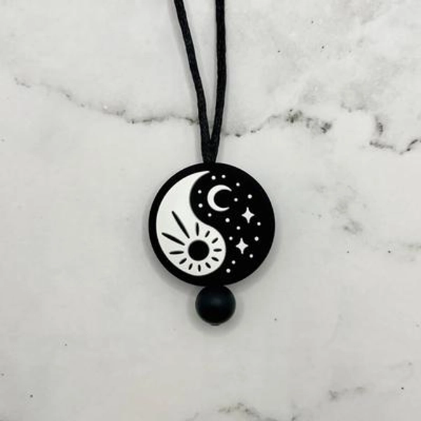 Fidget Jewelry Yin Yang Necklace